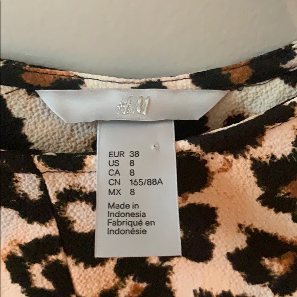 Dress - Picture 2 of 6